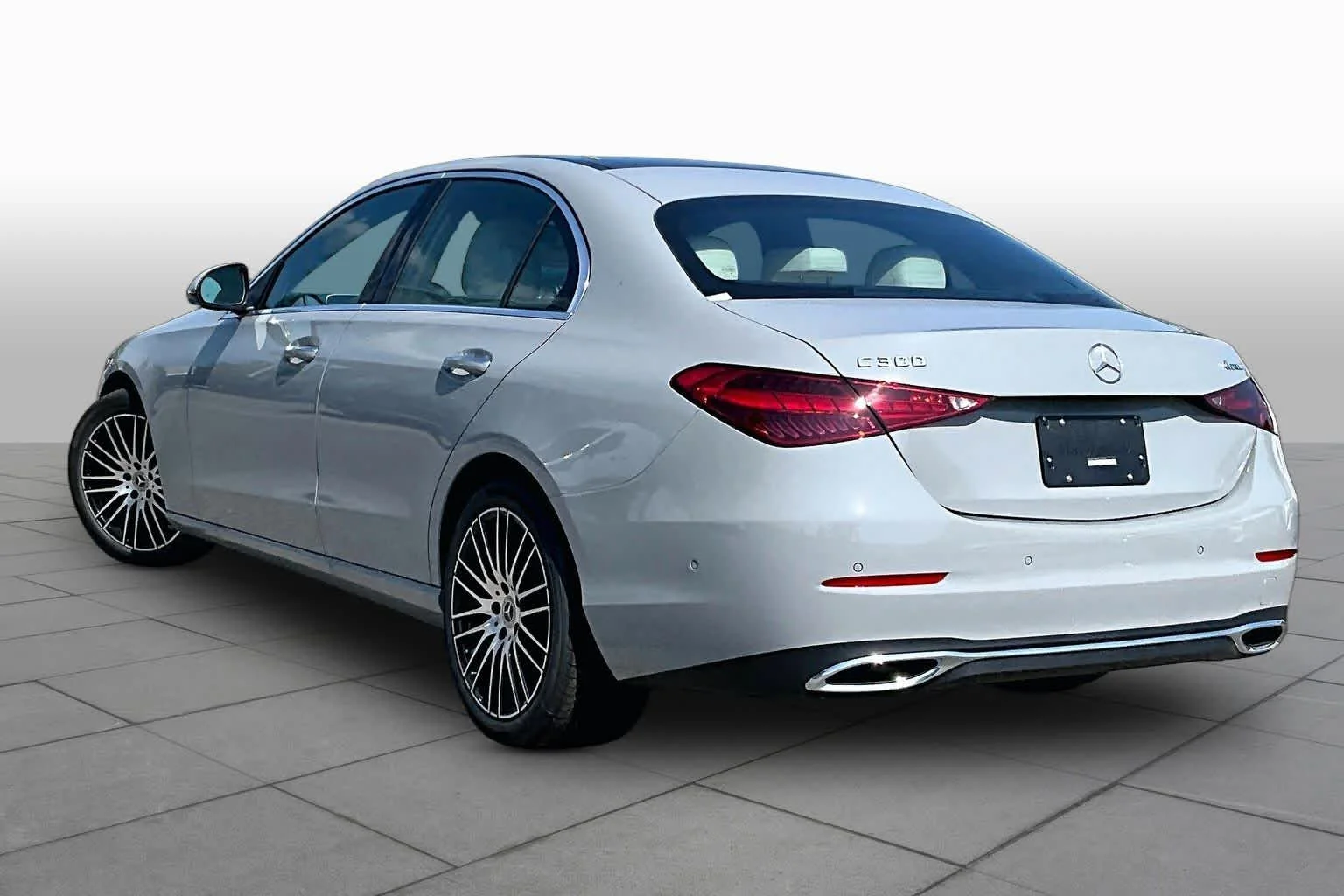 New 2026 MANUFAKTUR Alpine Grey Mercedes-Benz C 300 image 4