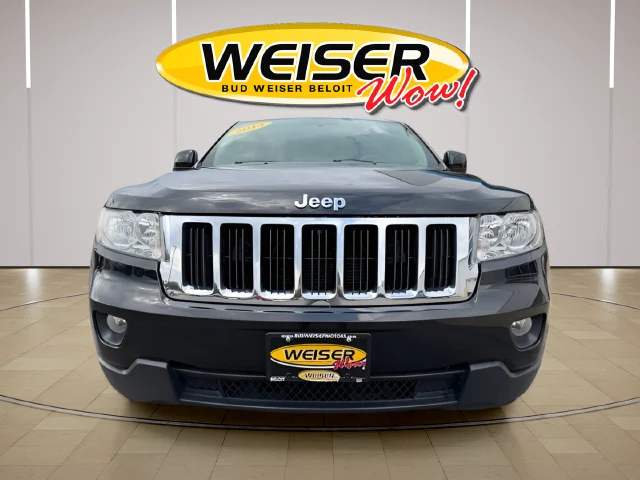 Used 2013 Jeep Grand Cherokee Laredo with VIN 1C4RJFAG7DC634011 for sale in Beloit, WI