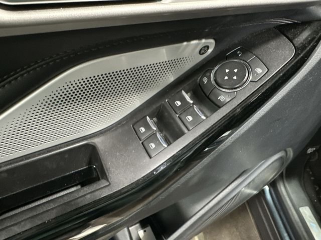 Used 2022 Blue Ford Platinum image 19