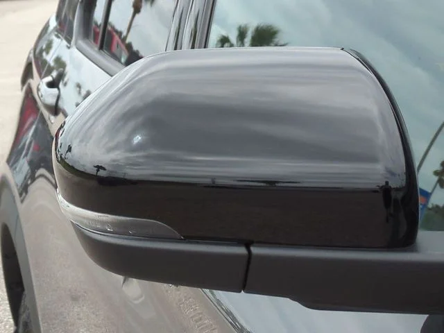 New 2026 Carbonized Gray Metallic Ford Tremor® image 12