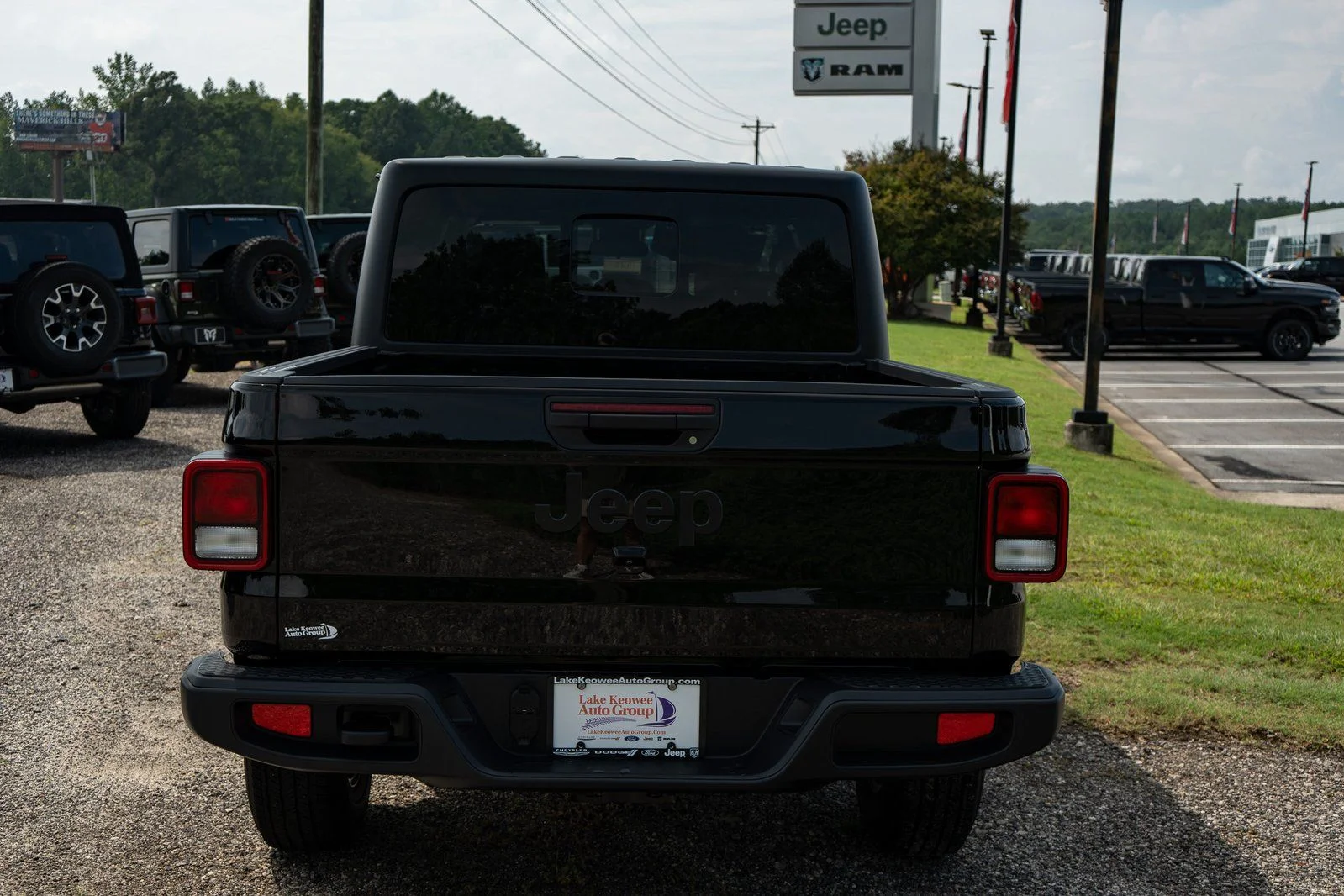 2025 Jeep Gladiator Sport S - Photo 8