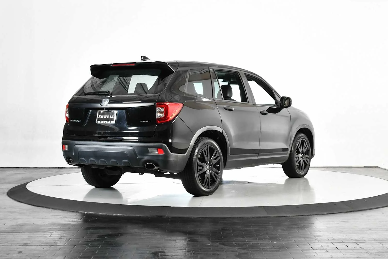 Used 2019 Crystal Black Pearl Honda Sport image 6