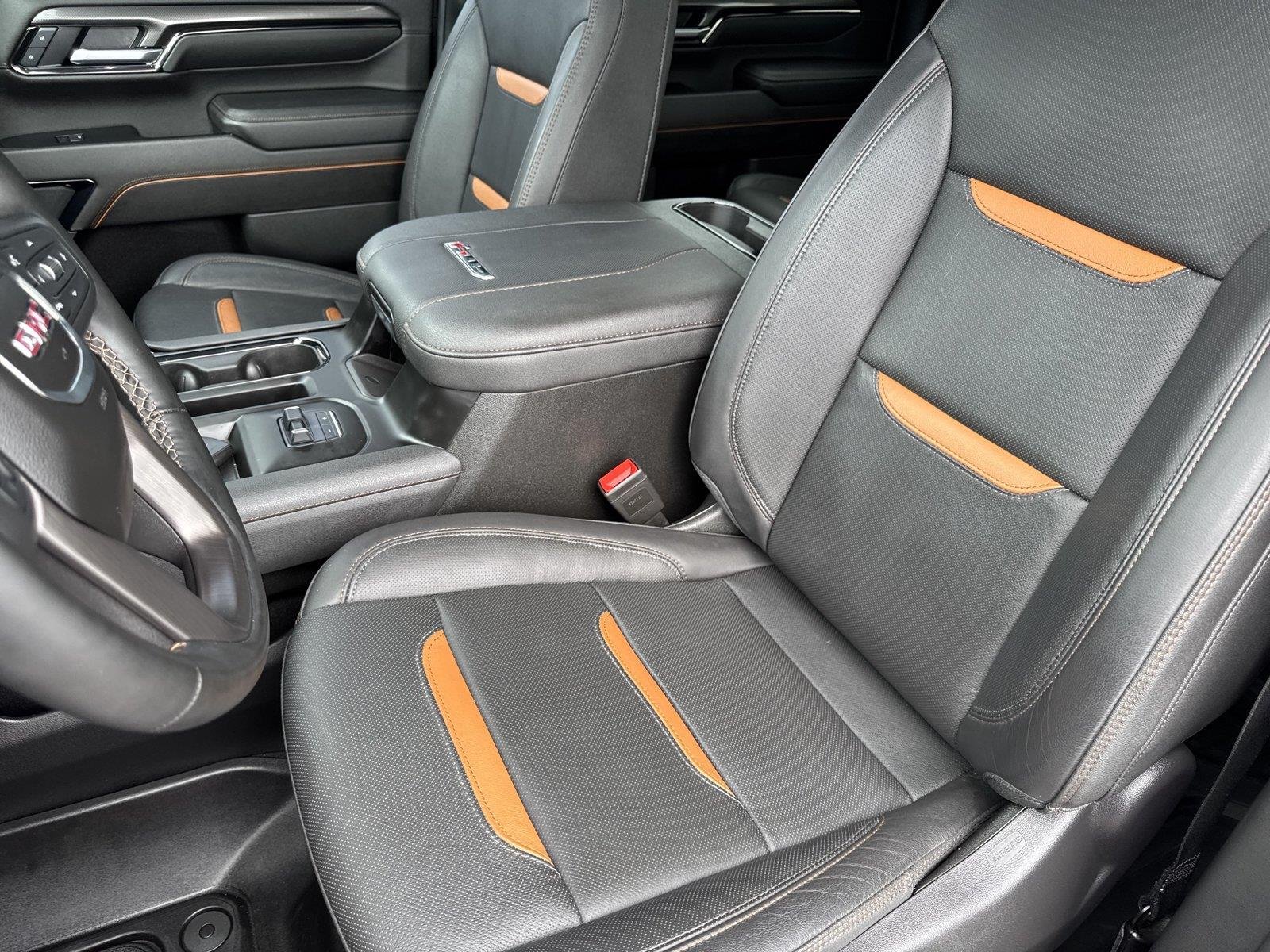 Used 2025 Sterling Metallic GMC AT4 image 11