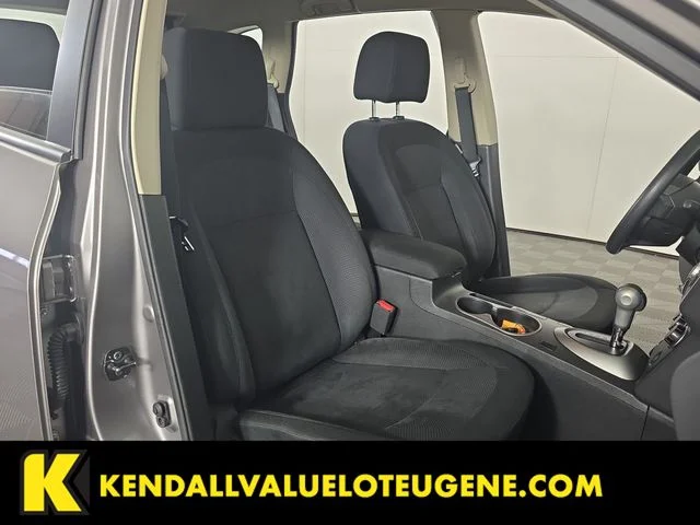 Used 2013 Gray Nissan S image 17