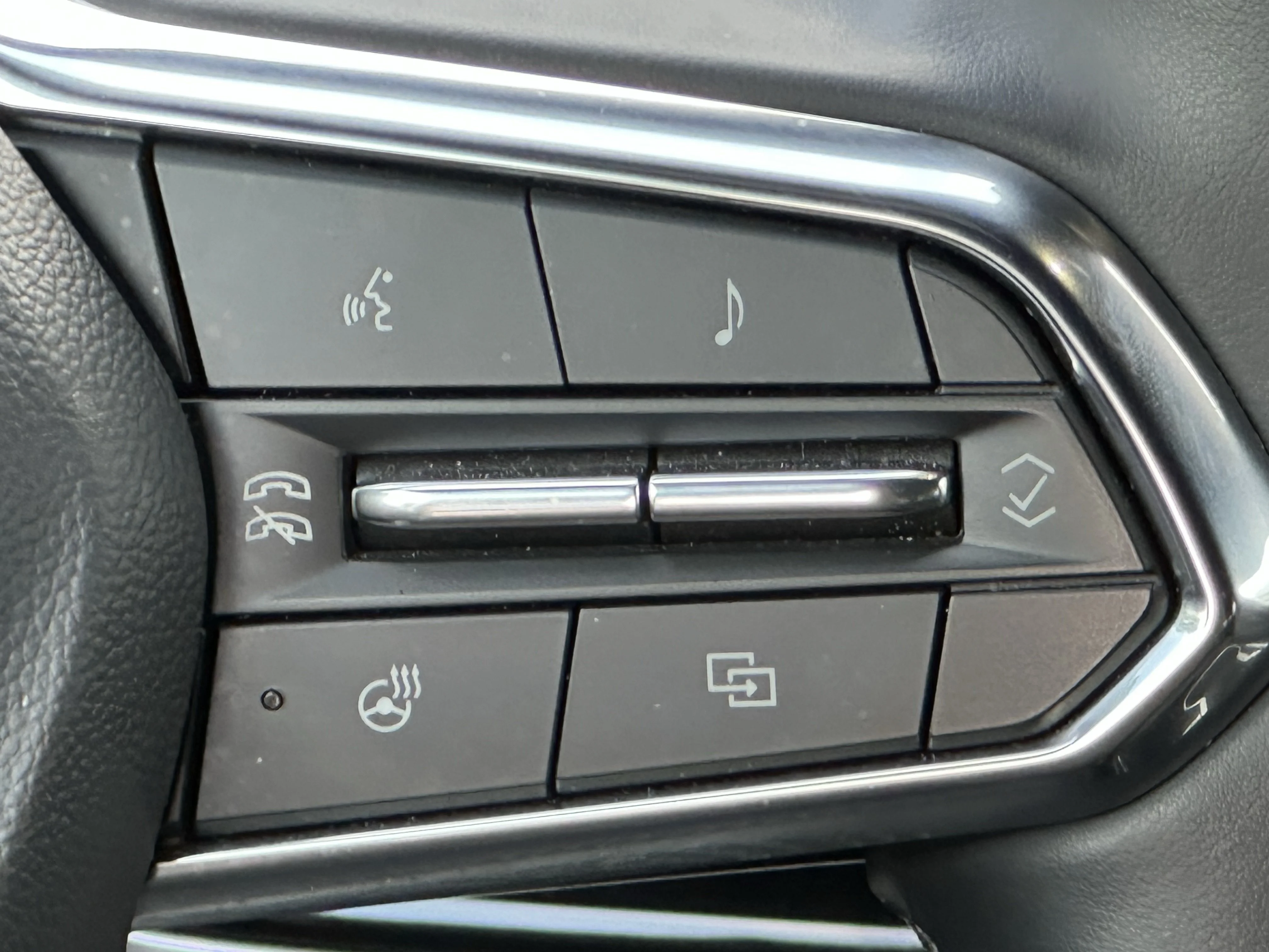 Certified Used 2026  Chevrolet AWD LT image 13