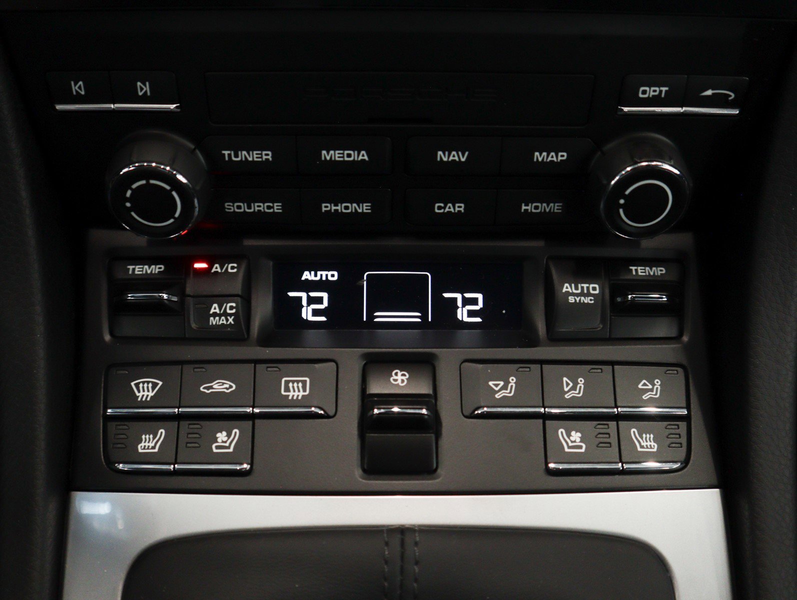 2025 Porsche 718 - Photo 21