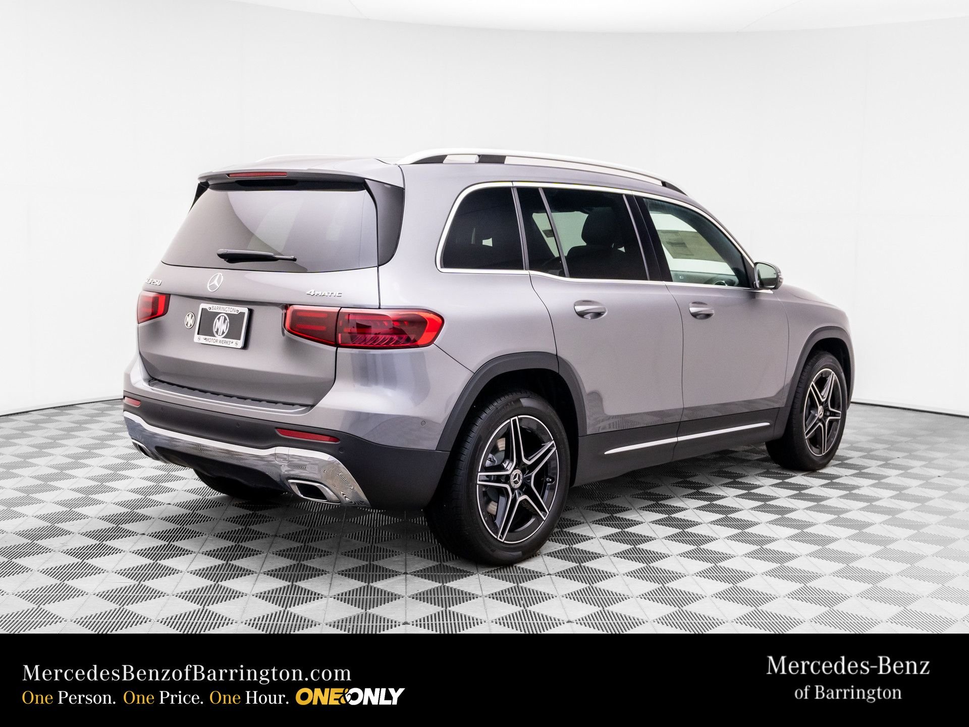 New 2026 Mountain Grey Metallic Mercedes-Benz GLB 250 image 6