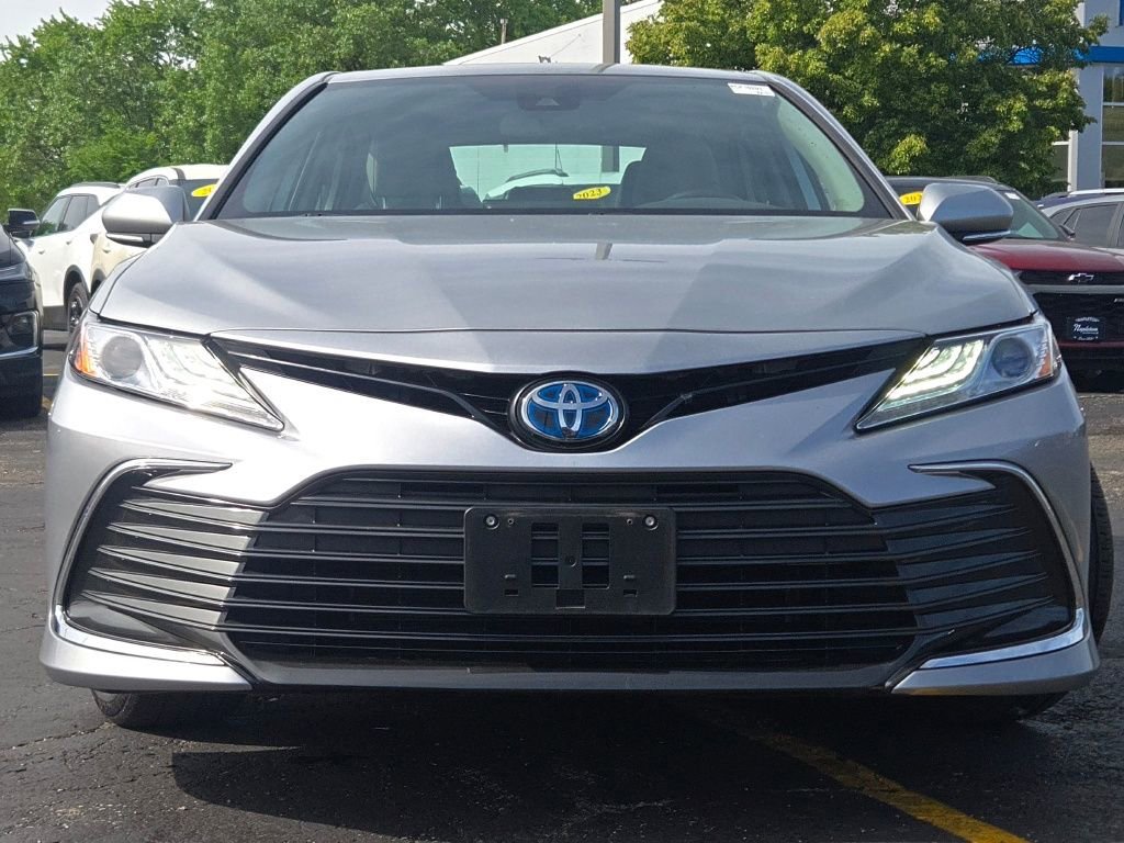 Used 2024 Silver Toyota Hybrid XLE image 4