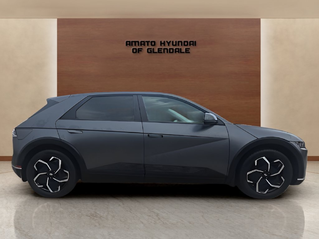 Certified Used 2023 Gray Hyundai SEL image 8