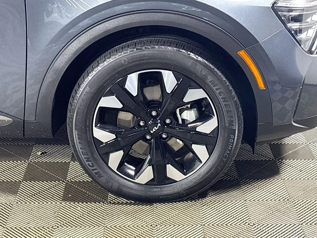 Used 2024 Gray Kia X-Line image 24