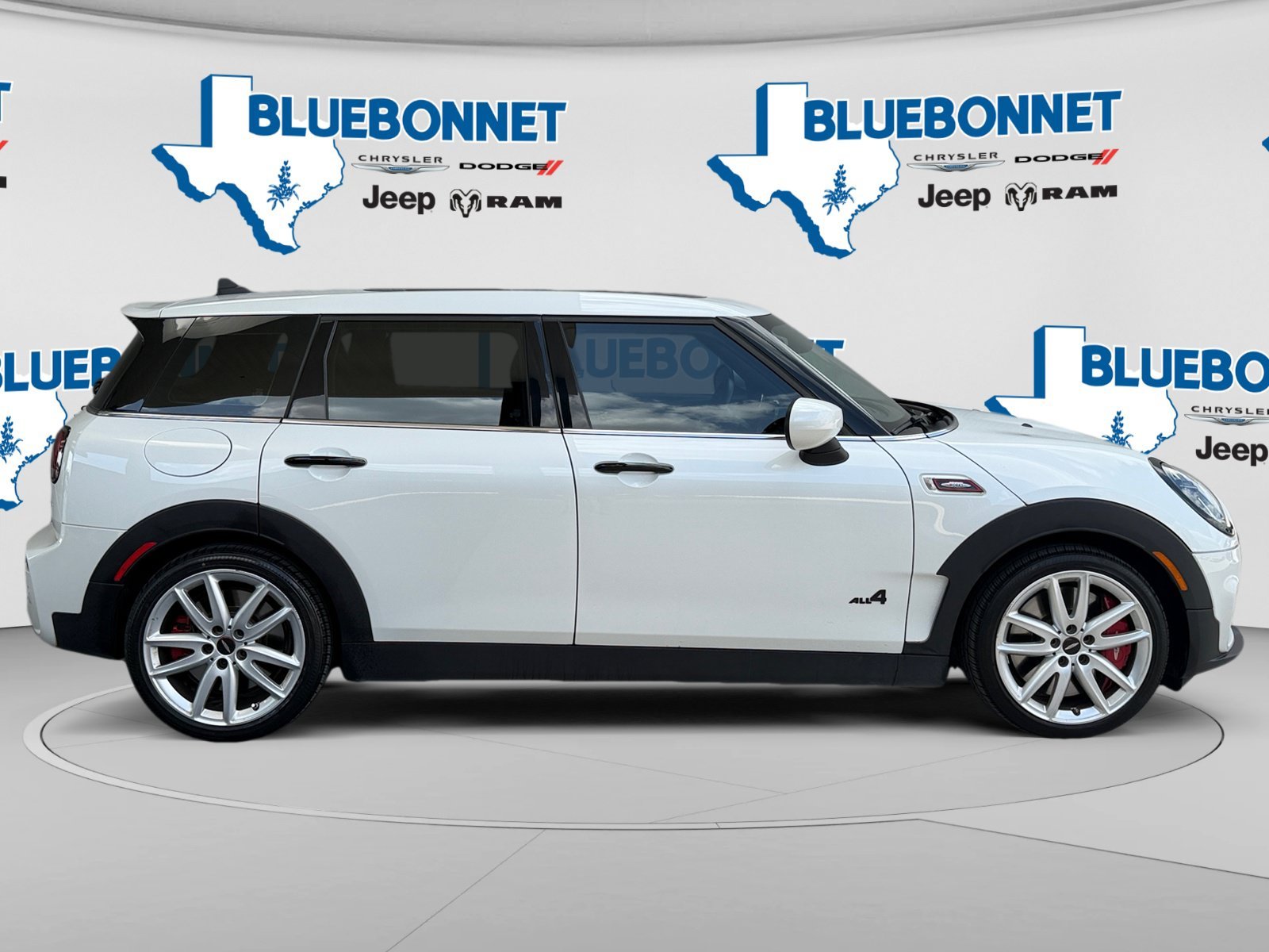 Used 2024 White Metallic MINI John Cooper Works image 4