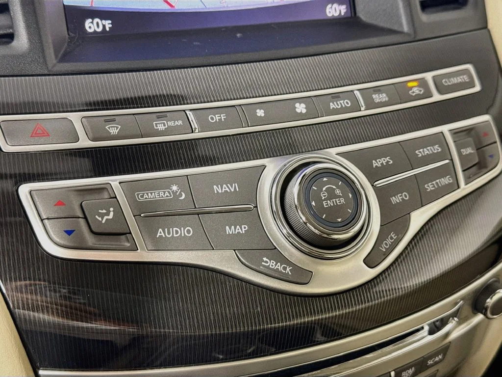 Certified Used 2018 Blue INFINITI  image 17