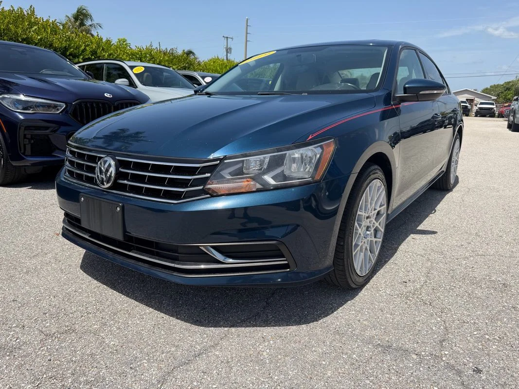 Used 2019  Volkswagen 2.0T Wolfsburg Edition image 1