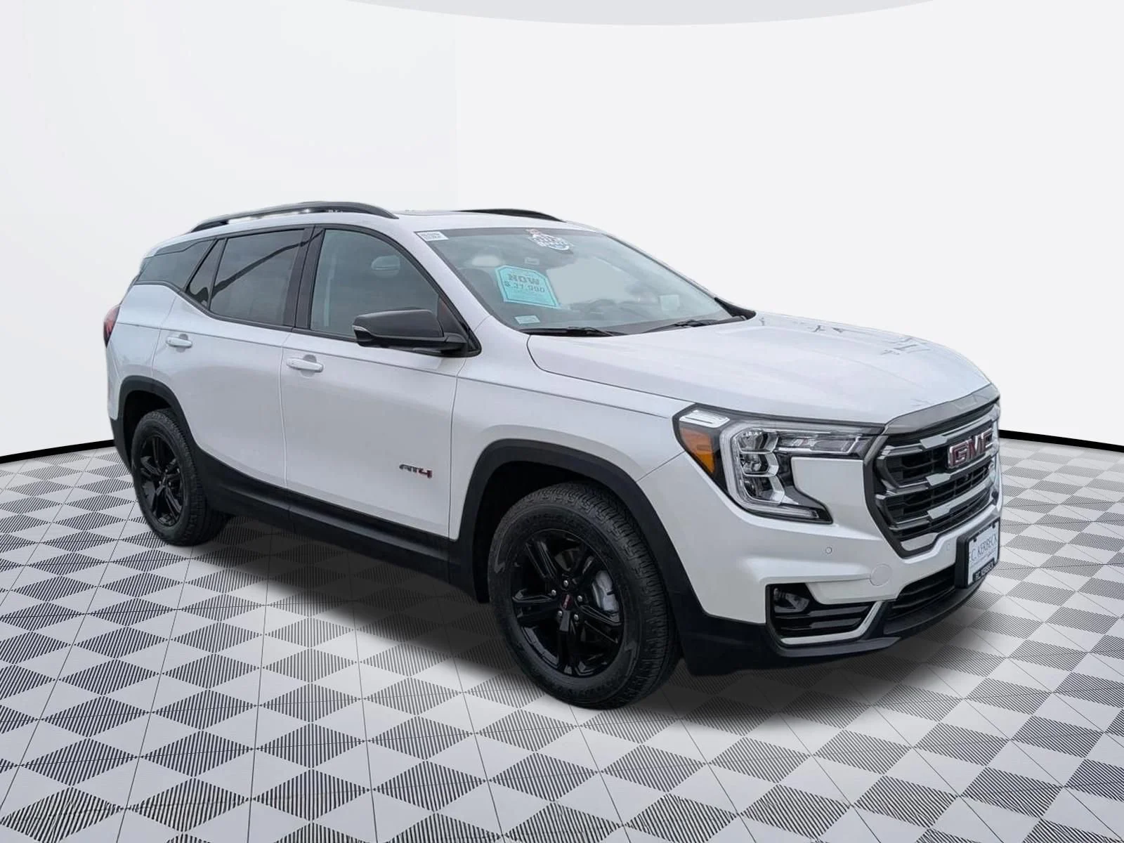 Used 2023 White Frost Tricoat GMC AT4 image 3