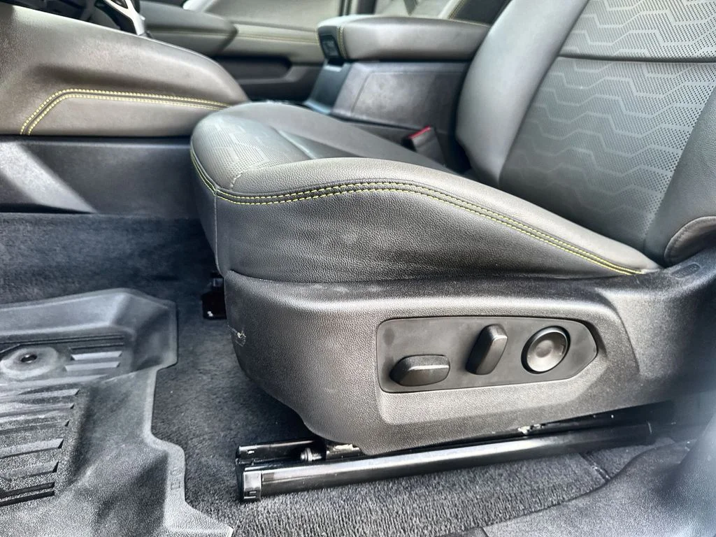 Used 2024 White Chevrolet ZR2 image 12