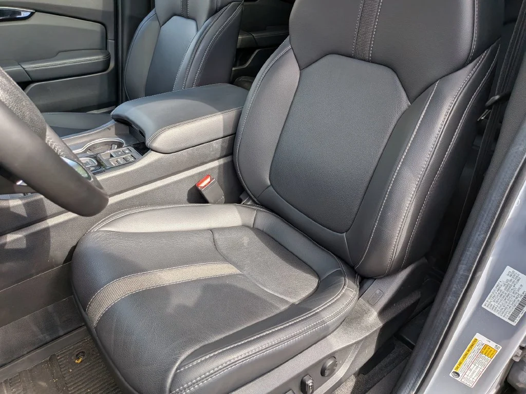 Used 2025  Honda Touring image 12