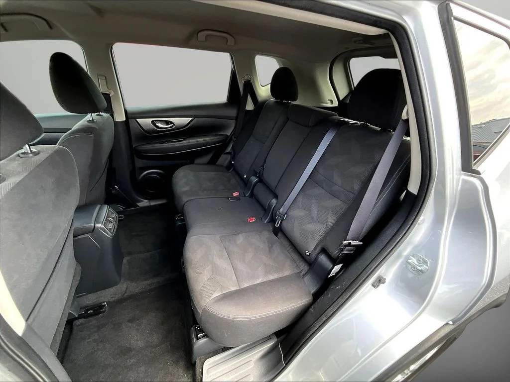 Used 2016 Brilliant Silver Nissan SV image 23