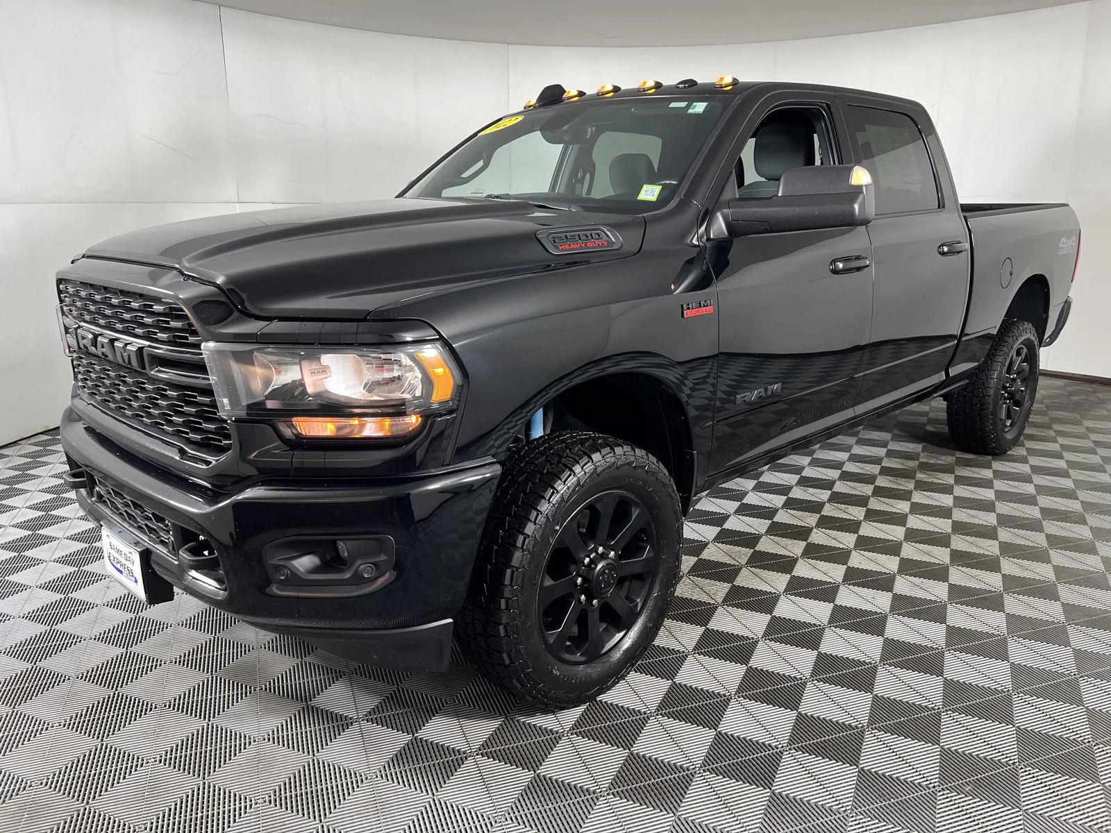 Used 2022 Diamond Black Crystal Pearlcoat Ram Big Horn image 5