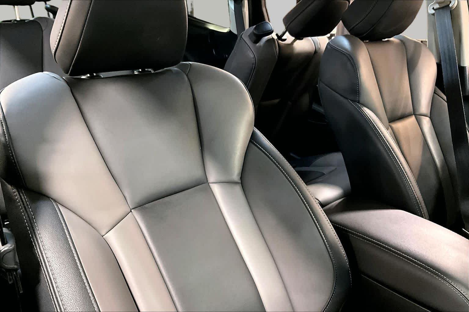 Used 2022 Abyss Blue Pearl Subaru Onyx Edition image 9