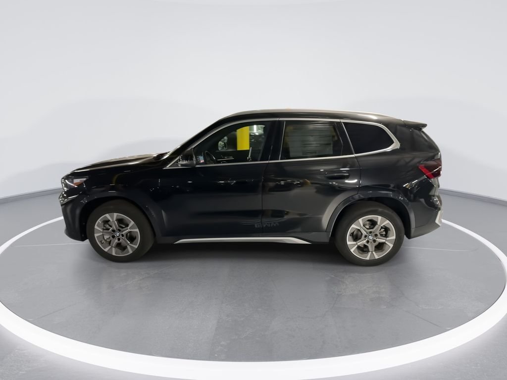 New 2027 Black Sapphire Metallic BMW xDrive28i image 5