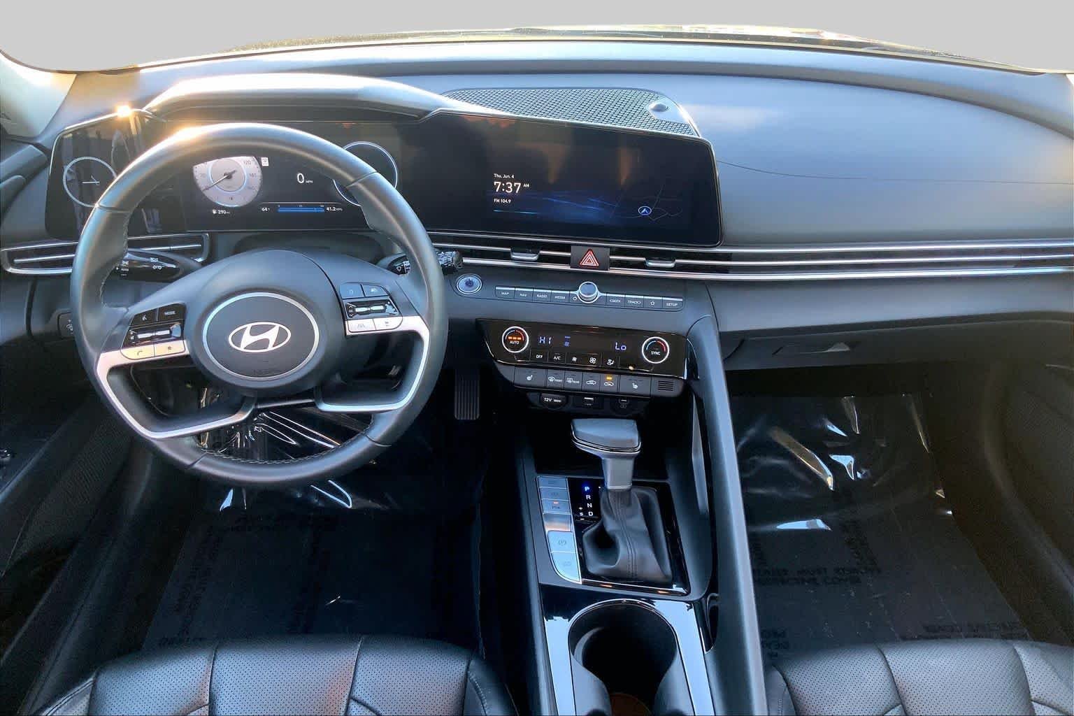 Certified Used 2024 Amazon Gray Hyundai Limited image 15