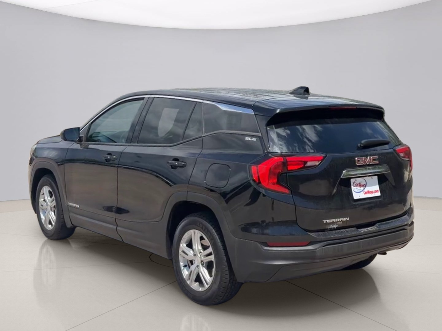 Used 2019 Black Gmc SLE image 3