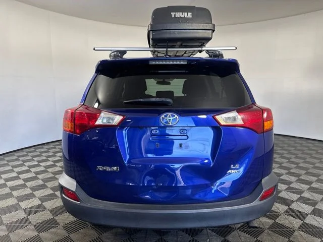 Used 2015 Blue Toyota LE image 20