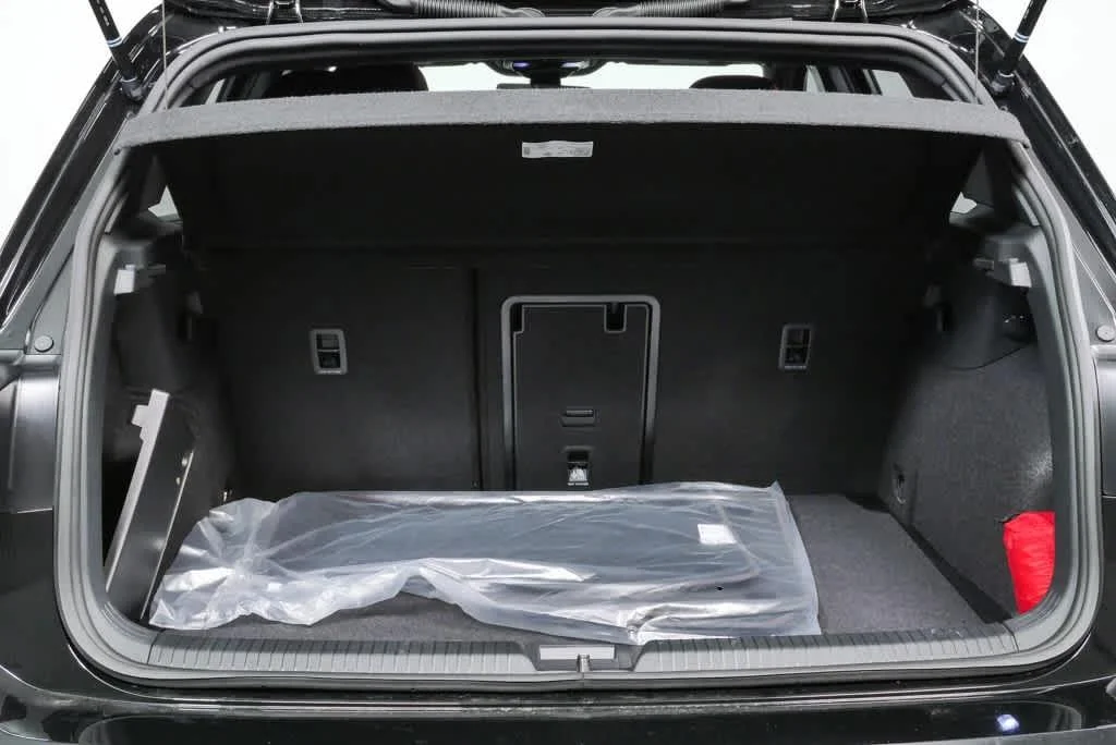 New 2026 Mythos Black Metallic Volkswagen Autobahn image 28