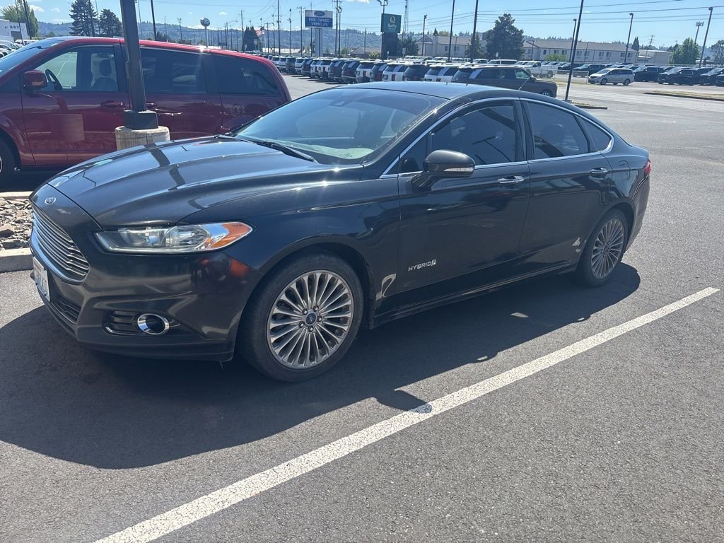 2014 Ford Fusion Titanium Hybrid's photo