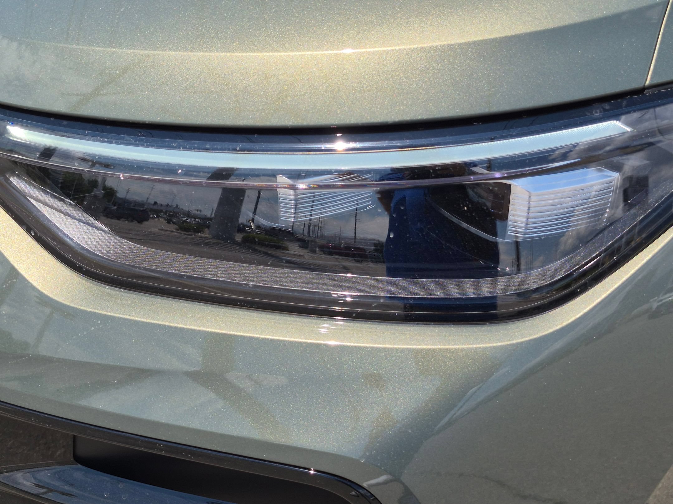 New 2026 Avocado Green w/Deep Black Roof Volkswagen SE R-Line Black image 10