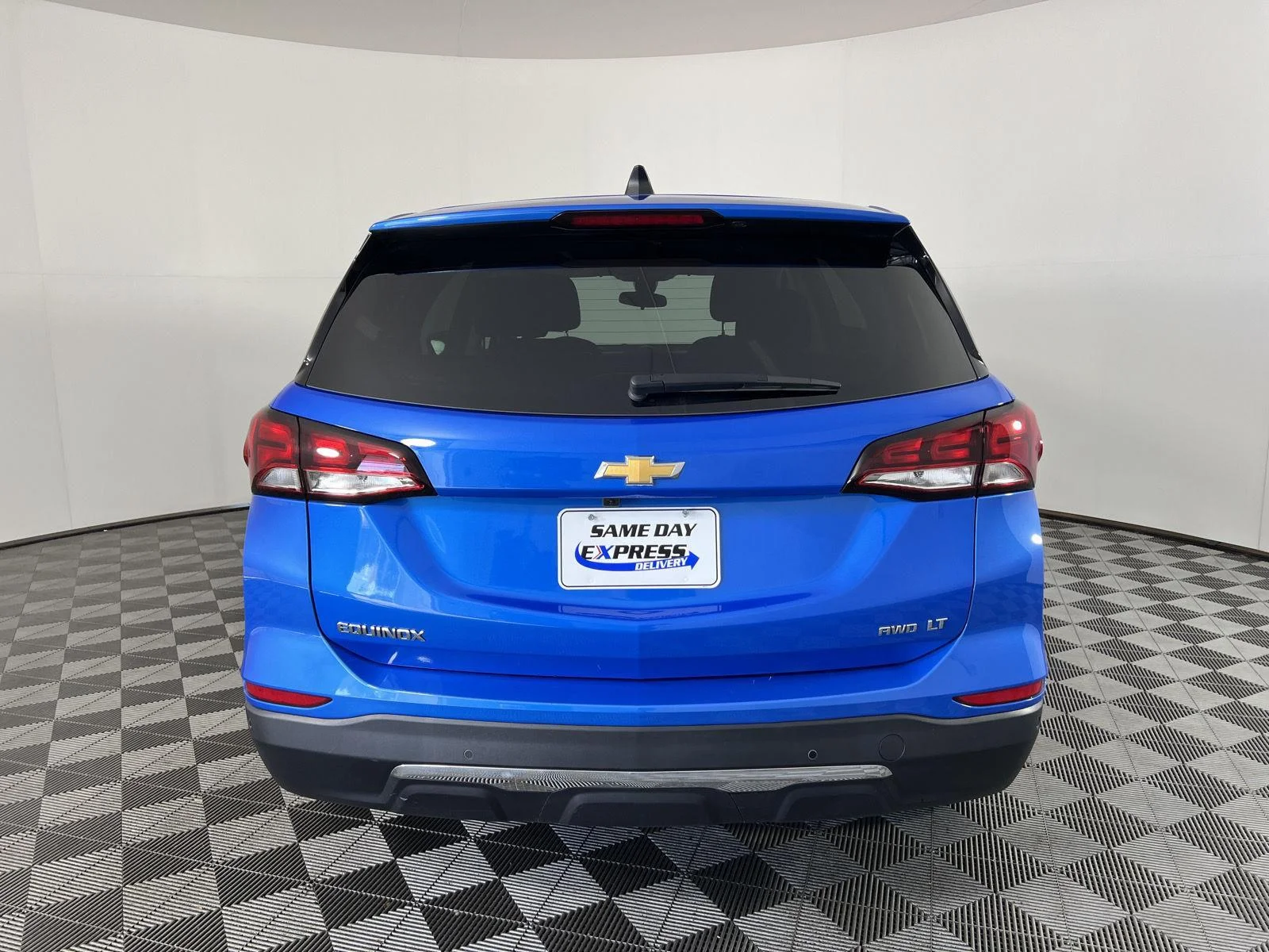 Used 2024 Riptide Blue Metallic Chevrolet LT image 25