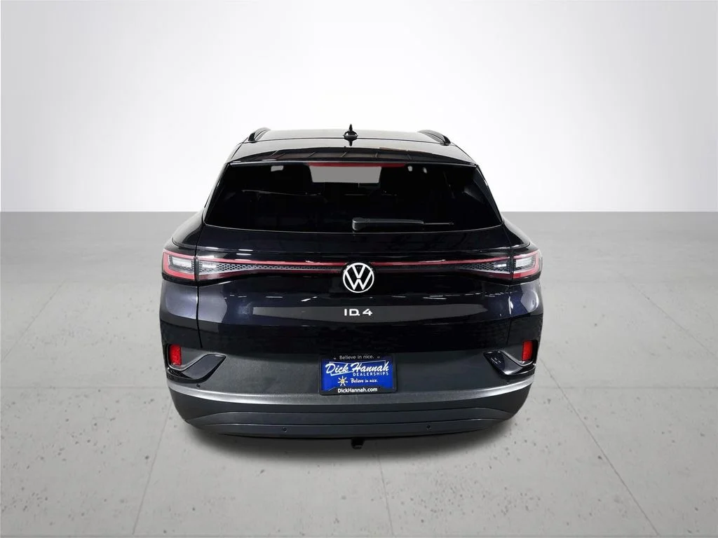Certified Used 2025 Black Volkswagen Pro image 8