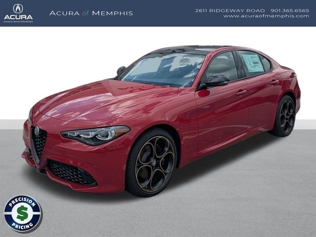 New 2025 Alfa Romeo Giulia Intensa AWD 4D Sedan