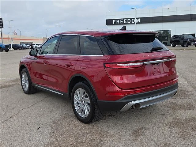 Used 2025 Red Carpet Metallic Tinted Clearcoat Lincoln Premiere Front-Wheel Drive image 2