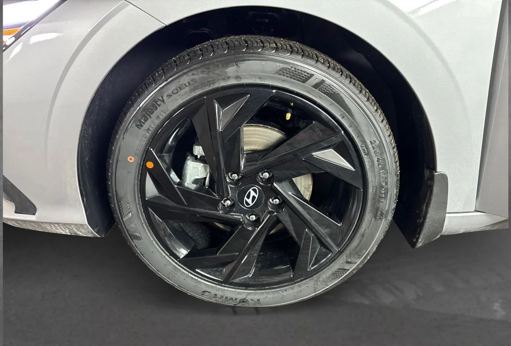 New 2026 Silver Hyundai SEL Sport image 15