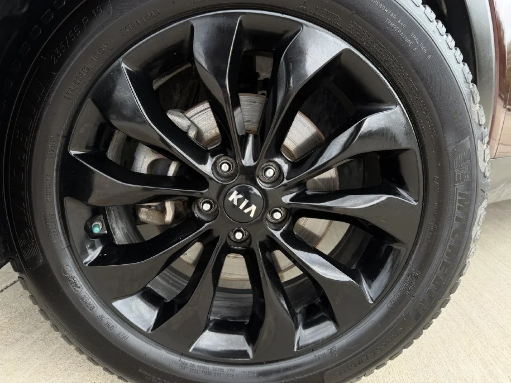Used 2020 Purple Kia EX image 9