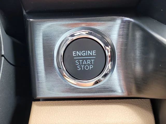 New 2026 Gray Ford Lariat image 30