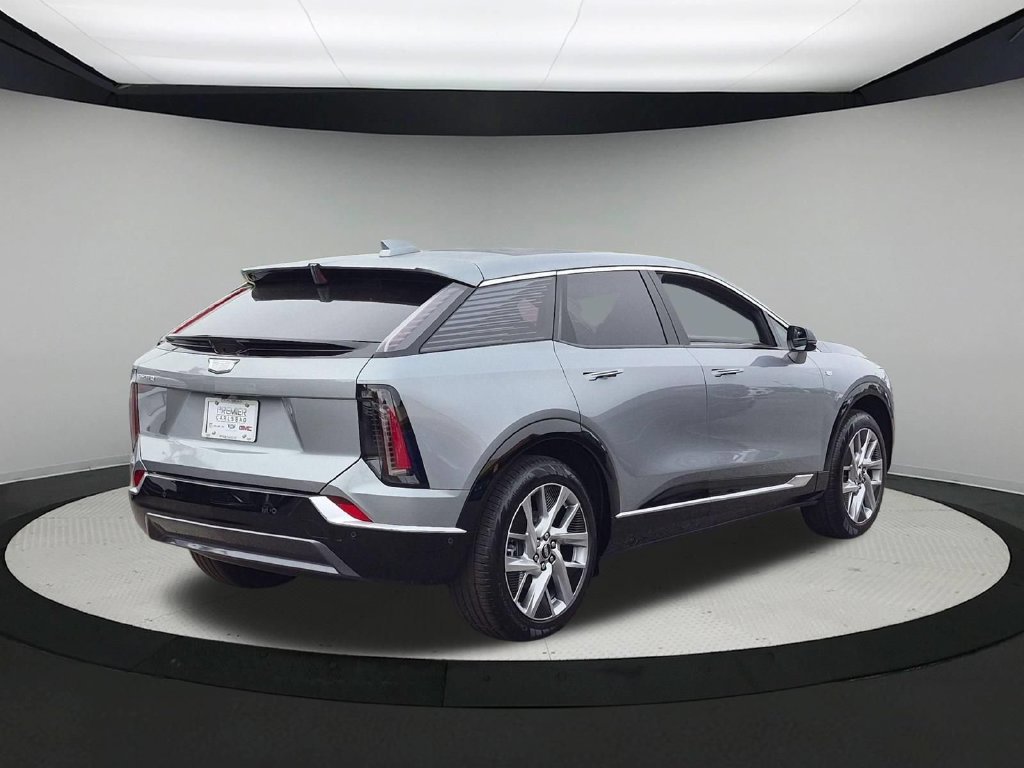 New 2027 Argent Silver Metallic Cadillac Luxury image 5