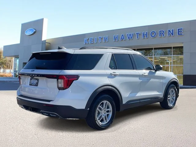 New 2026 Star White Metallic Tri-Coat Ford Active image 6