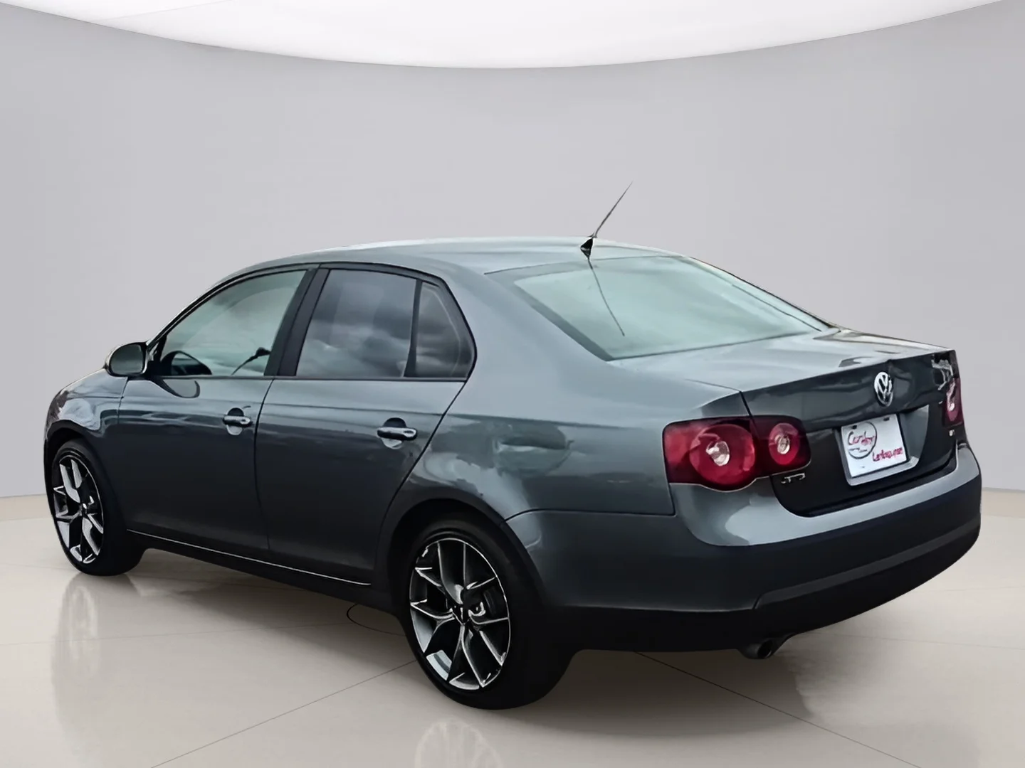 Used 2008 Silver Volkswagen S image 5