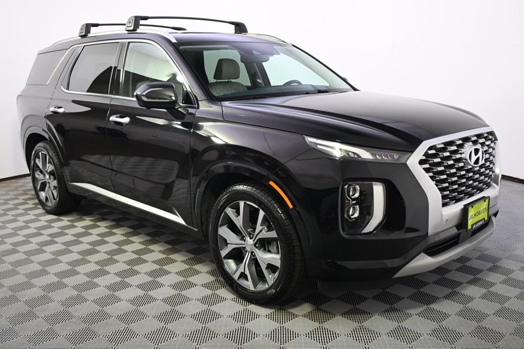 Used 2021 Black Hyundai Limited image 8