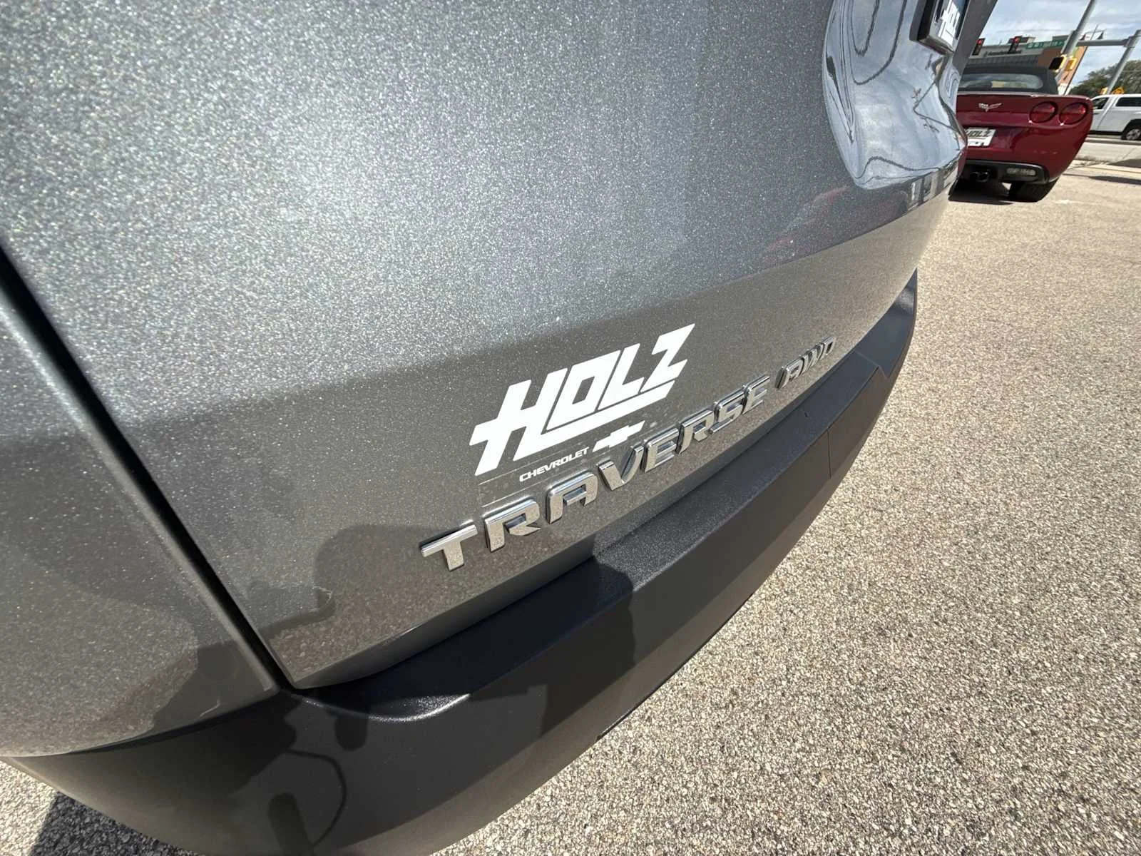 2023 Chevrolet Traverse LS - Photo 31