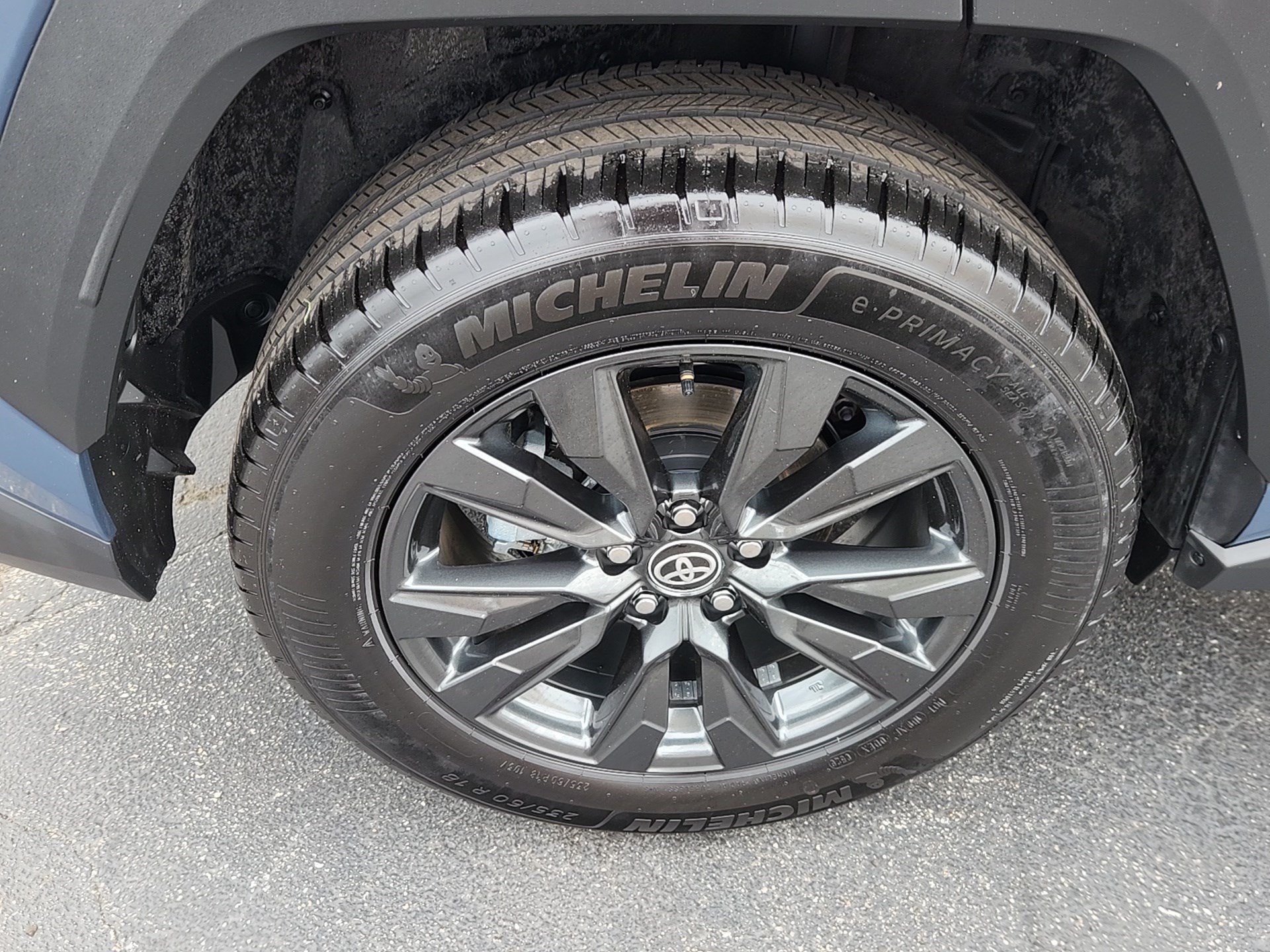 Certified Used 2026 Storm Cloud Toyota XLE Premium image 29