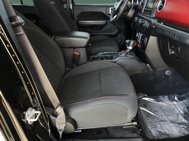 Used 2019 Black Jeep Unlimited Rubicon image 29