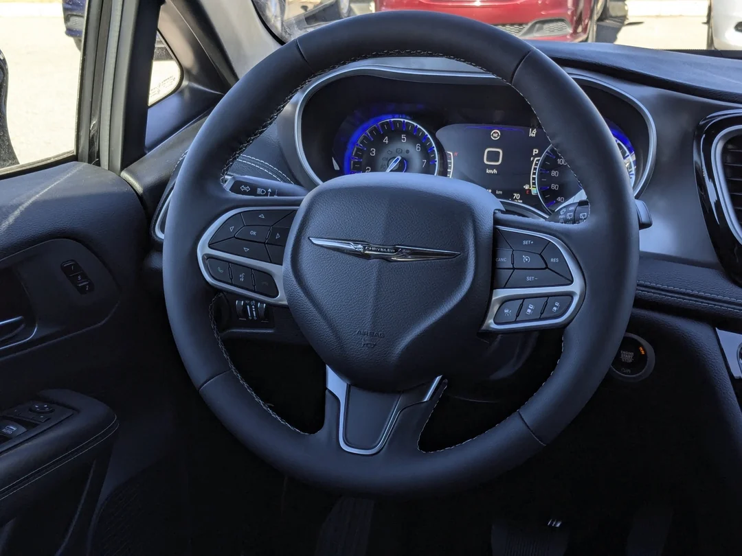 New 2026 Black Chrysler Select - - AWD - Rear DVD - 360 Degree Camera - Power Sliding Doors & More! image 16