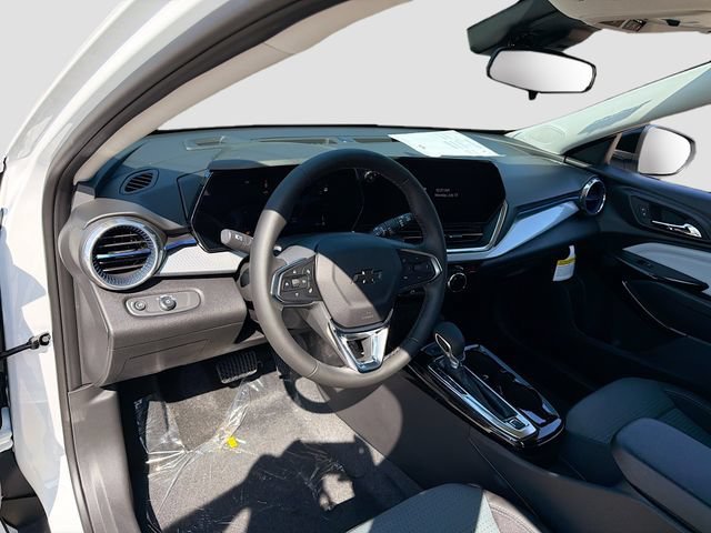 2026 Chevrolet Trax LT - Photo 10