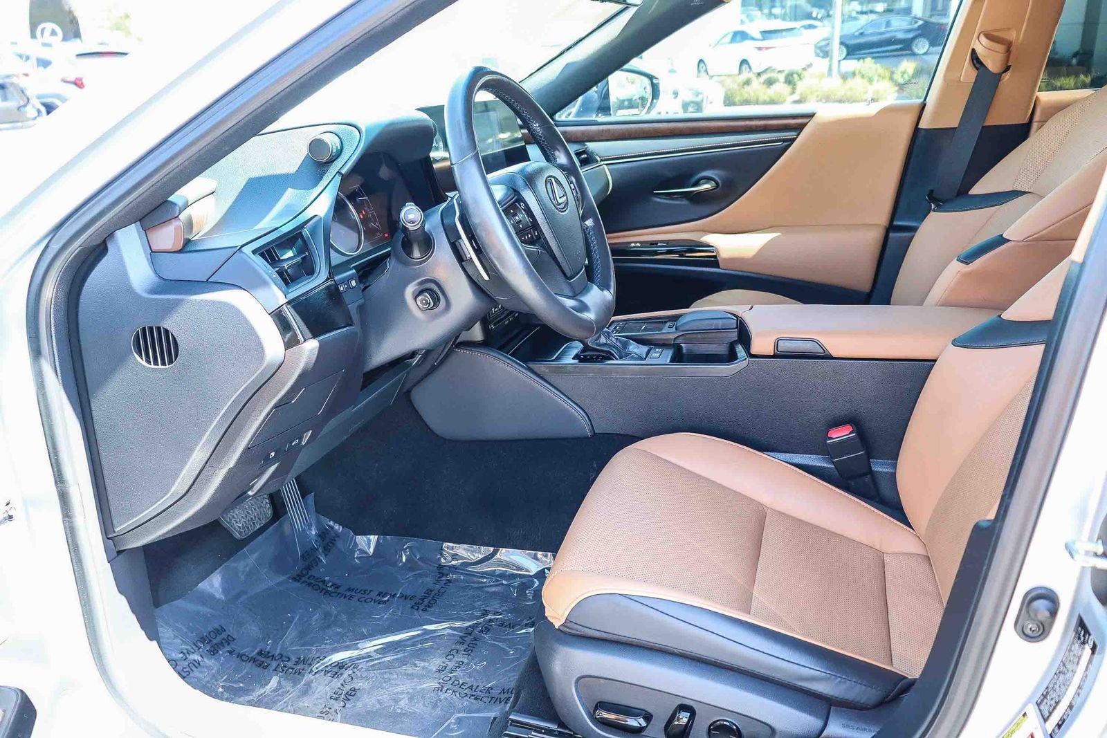 Certified Used 2022 Silver Lexus 300h image 21