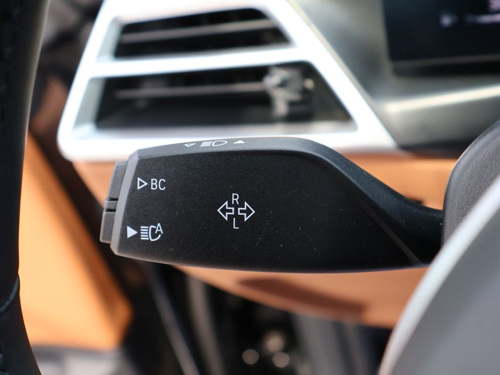 Used 2026 Black Sapphire Metallic BMW 430i xDrive image 31
