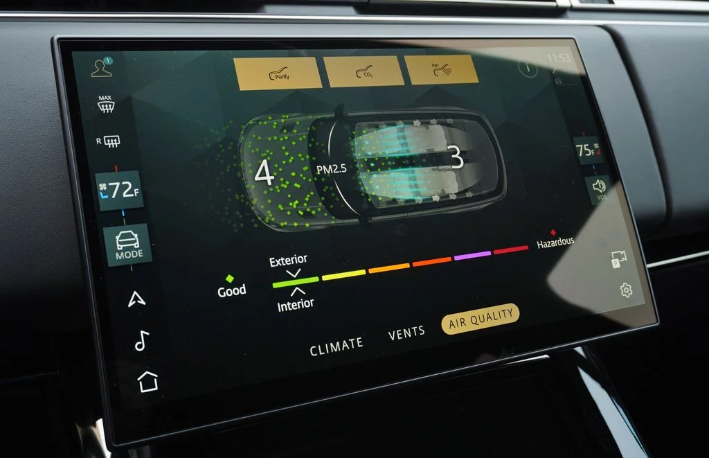 New 2026 Charente Grey Land Rover Dynamic SE image 21