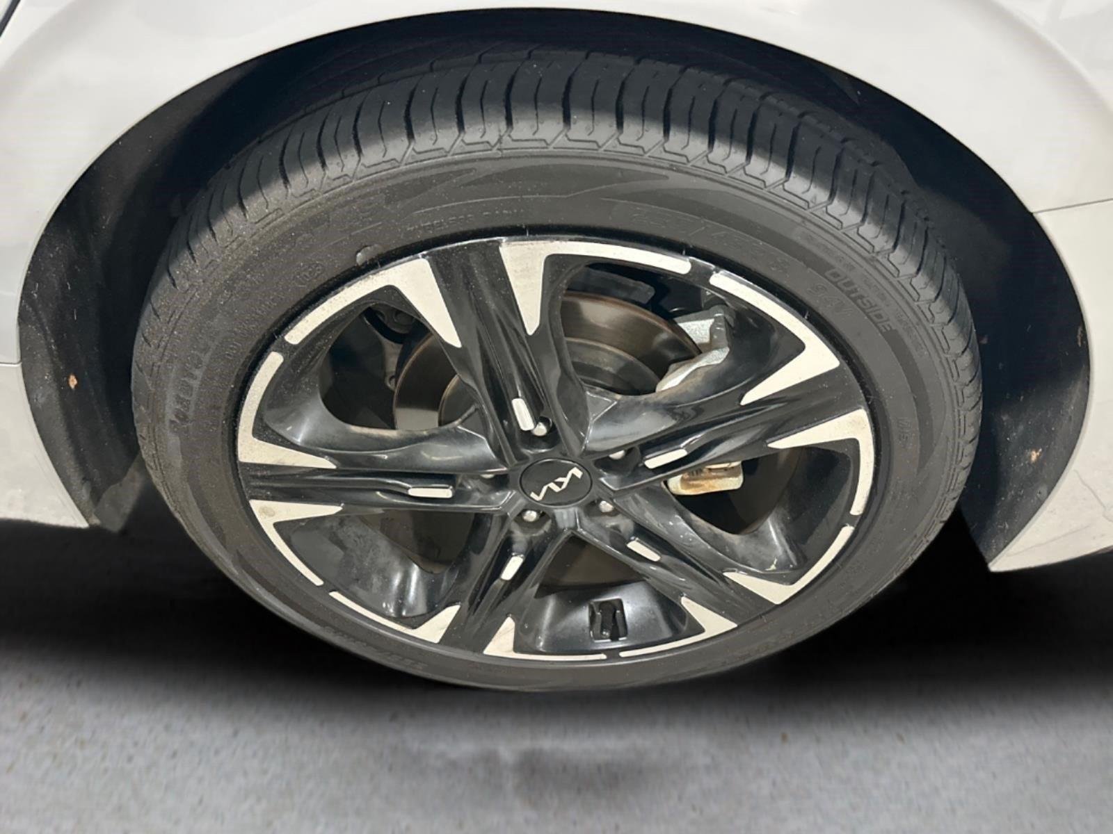 2023 Kia K5 GT-Line - Photo 15